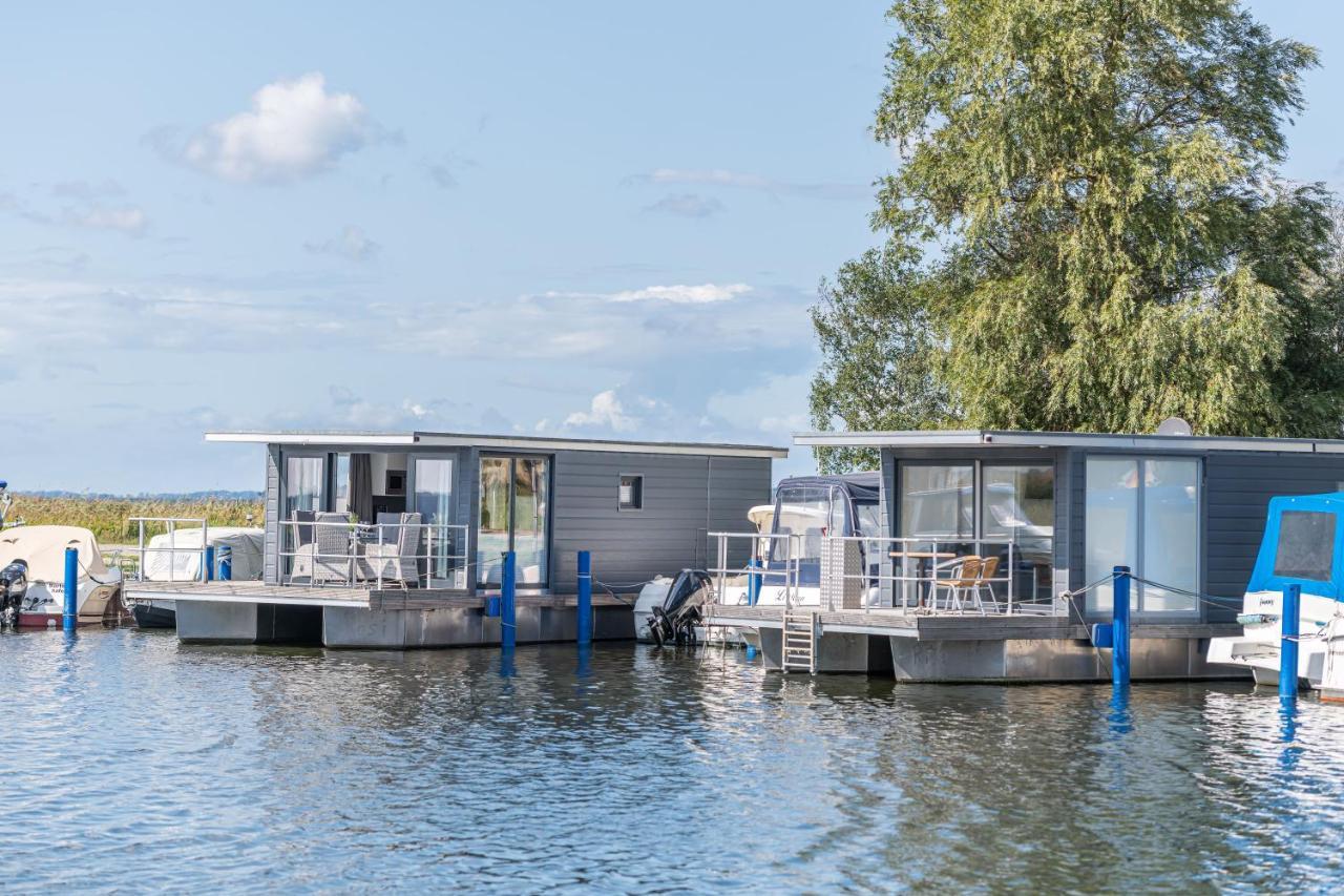 Marina Martinshafen Hotel Sassnitz Exterior foto