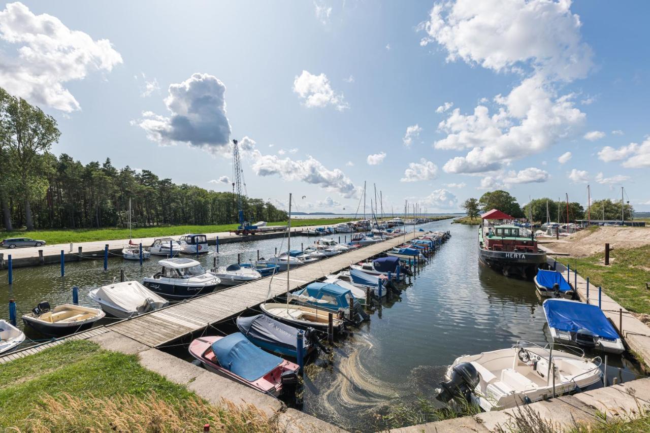 Marina Martinshafen Hotel Sassnitz Exterior foto